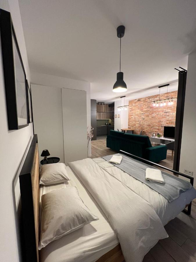 Apartament Warszawa Kolejowa Hub Expo Екстер'єр фото